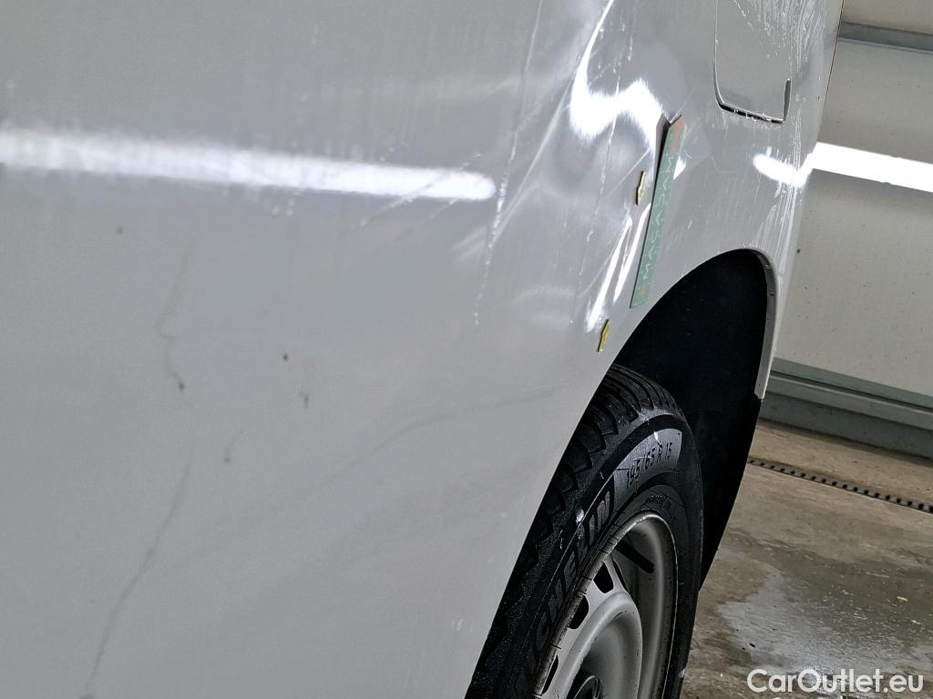  Citroen  Berlingo CITROEN  / 2018 / 4P / Fourgonnette M 650kg BlueHDi 75 S&S BVM Club #6