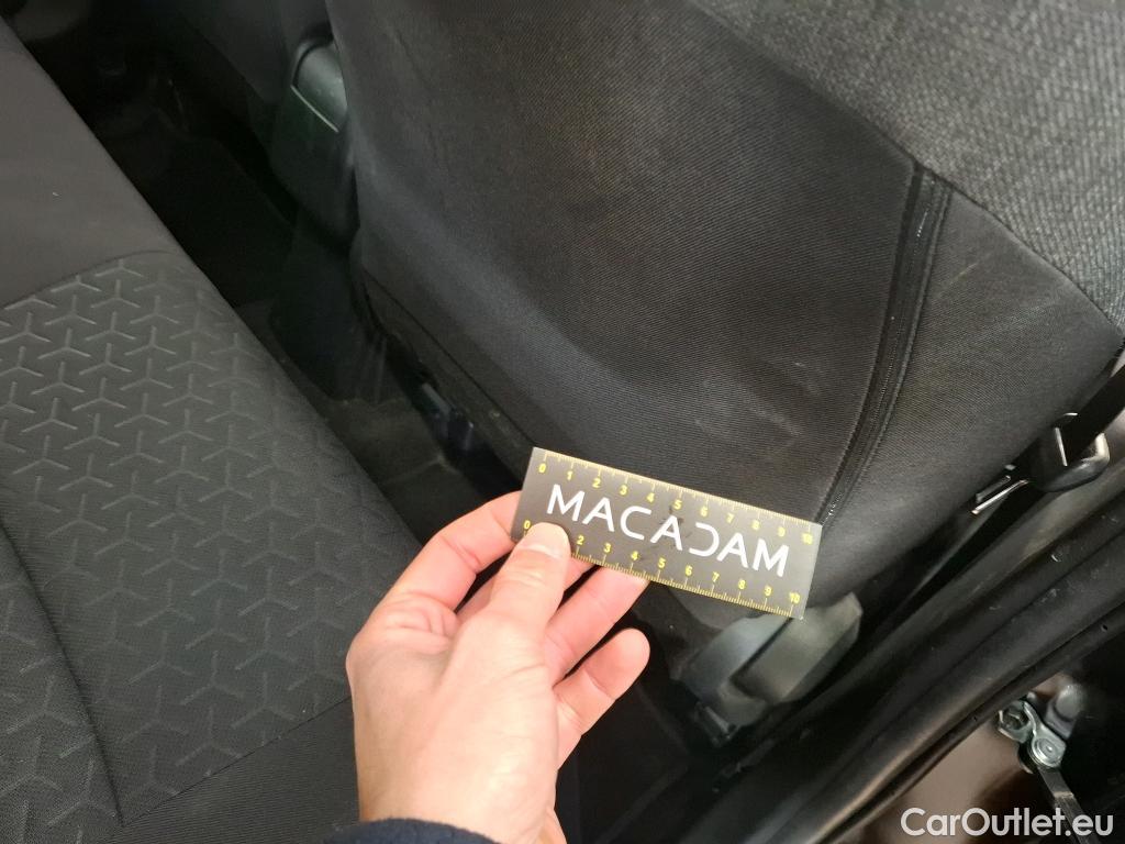  Toyota  Yaris Cross TOYOTA  Hybride / 2021 / 5P / SUV 1.5 HYBRID 116H DYNAMIC BUSINESS BEYOND #19