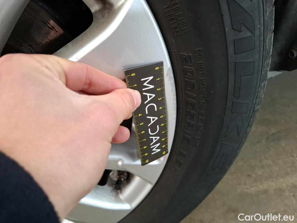  Toyota  Yaris Cross TOYOTA  Hybride / 2021 / 5P / SUV 1.5 HYBRID 116H DYNAMIC BUSINESS BEYOND #9