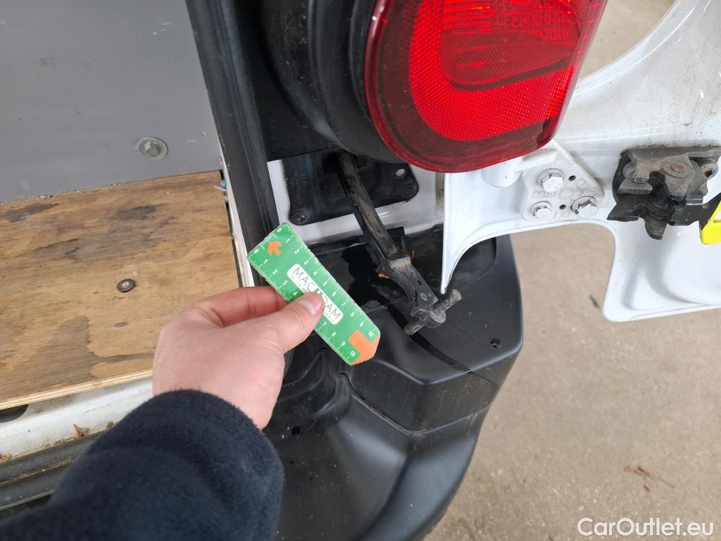  Citroen  Berlingo CITROEN  / 2018 / 4P / Fourgonnette M 650kg BlueHDi 75 S&S BVM Club #30