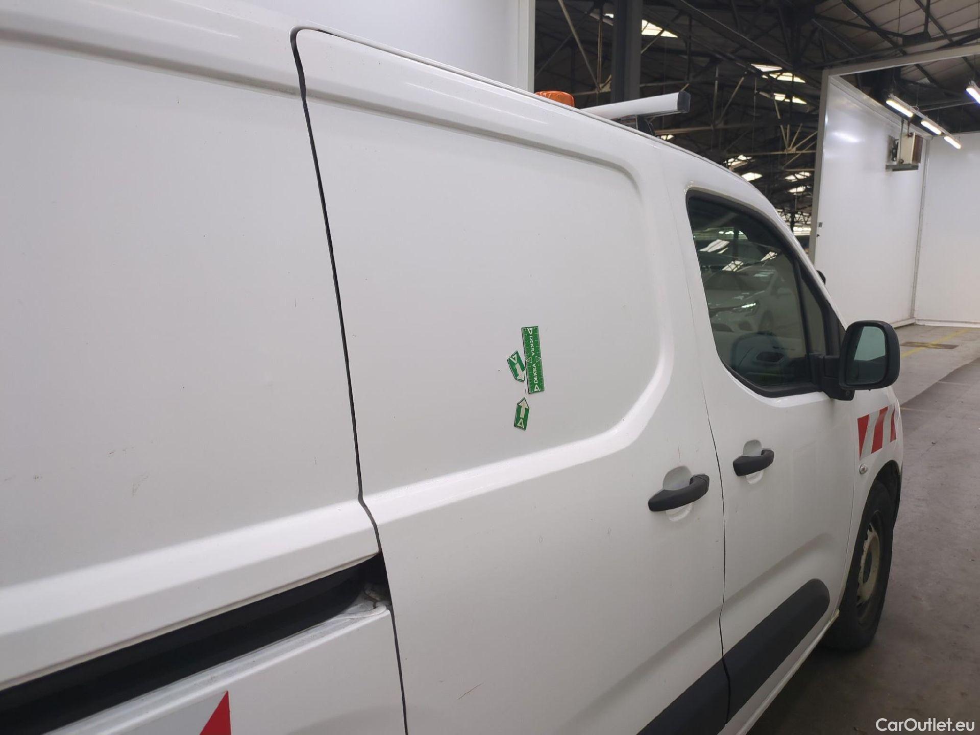  Citroen  Berlingo  Fourgon Worker M 1000 1.5 BlueHDi 130CV BVA8 E6dT #63