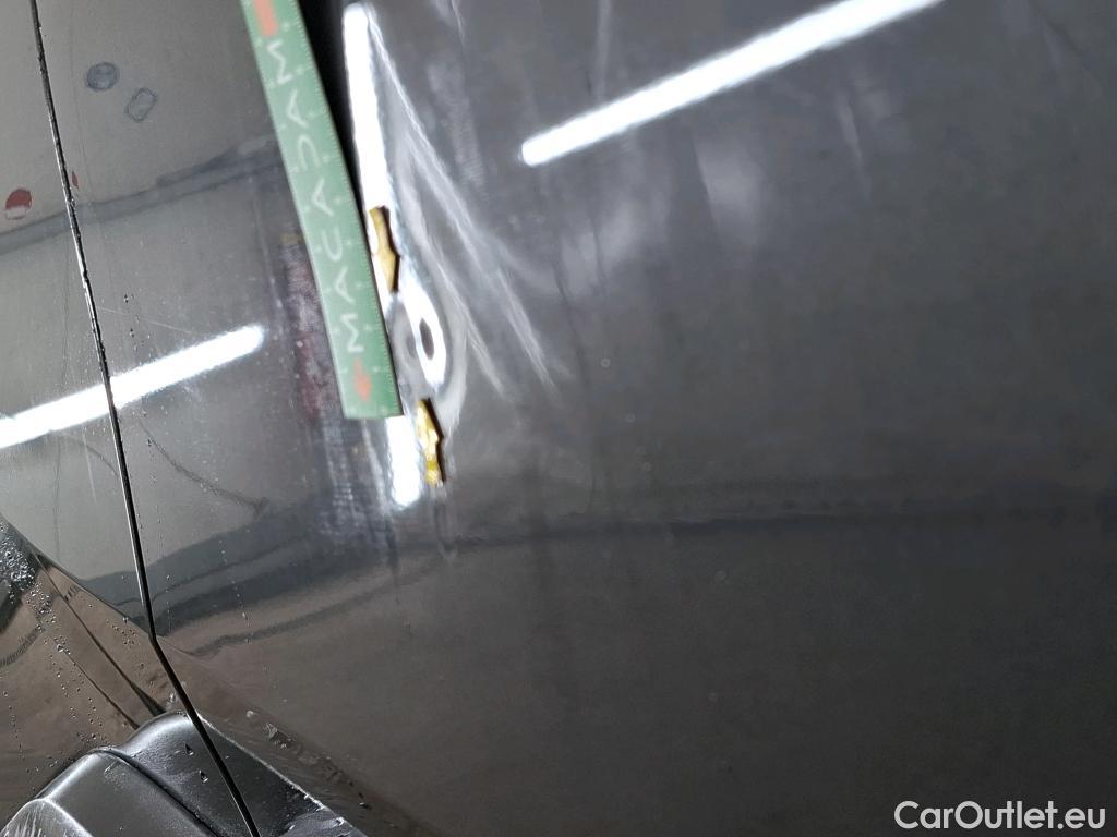  Toyota  C-HR TOYOTA  / 2016 / 5P / SUV 2.0 HYBRIDE 184 EDITION(SP) #40