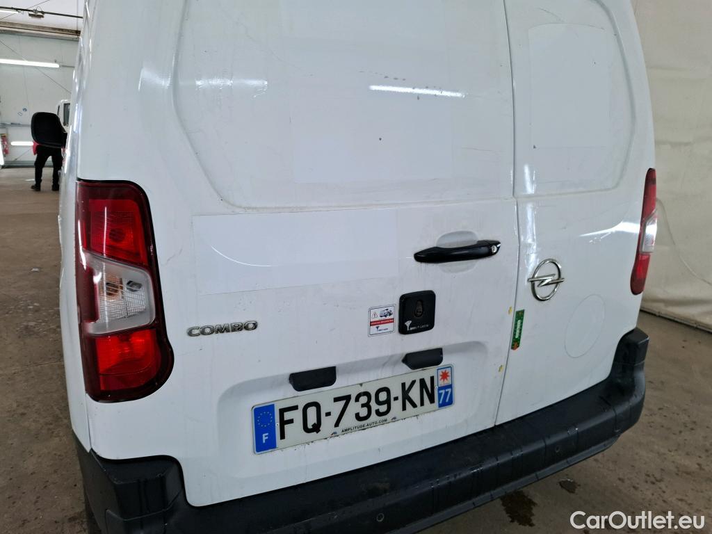  Opel  Combo OPEL  / 2018 / 4P / Fourgonnette 1.5 diesel 100chL1H1/stand CARGO PACK C #1