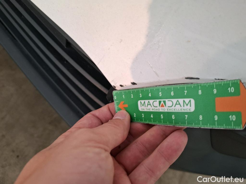  Opel  Combo OPEL  / 2018 / 4P / Fourgonnette 1.5 diesel 100chL1H1/stand CARGO PACK C #8