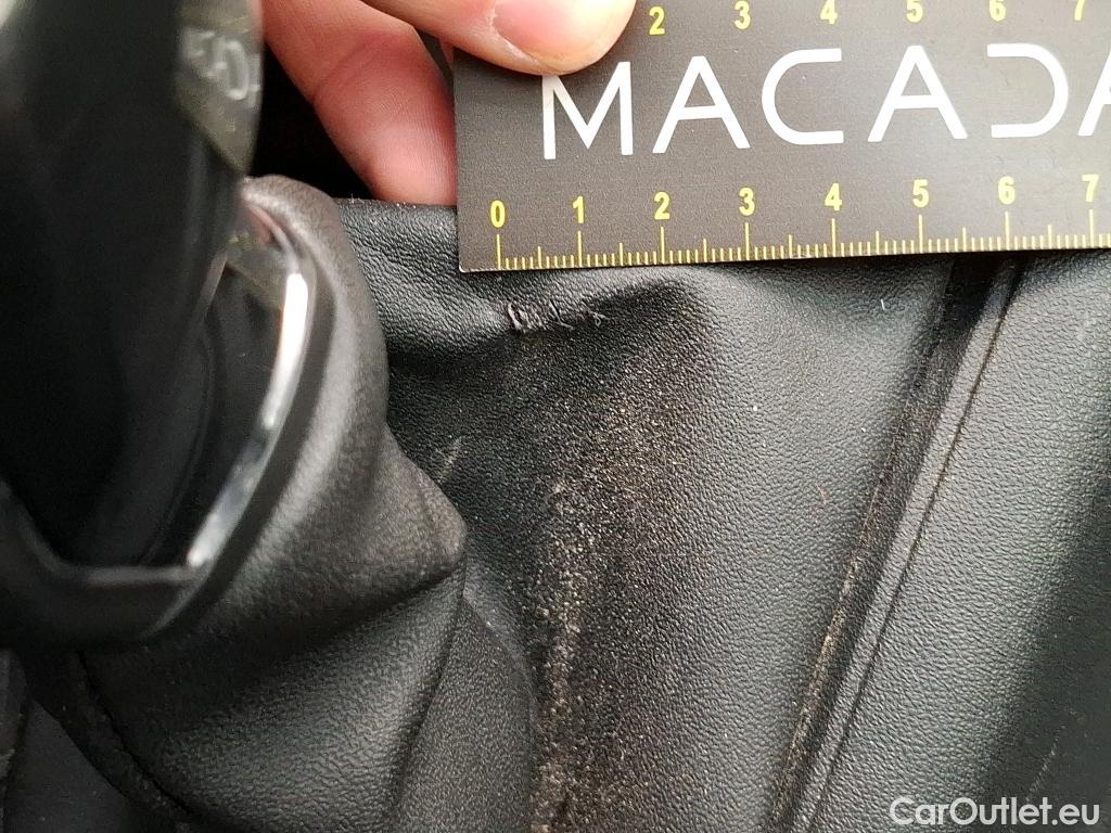  Peugeot  208  Affaire Premium Pack 1.5 HDi 100CV BVM5 E6dT #10