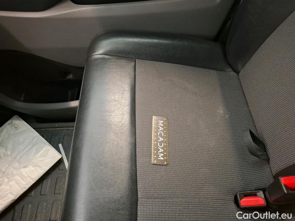  Citroen  Jumpy CITROEN  VU 4p Fourgon Taille M BlueHDi 120 S&S BVM6 Business #70