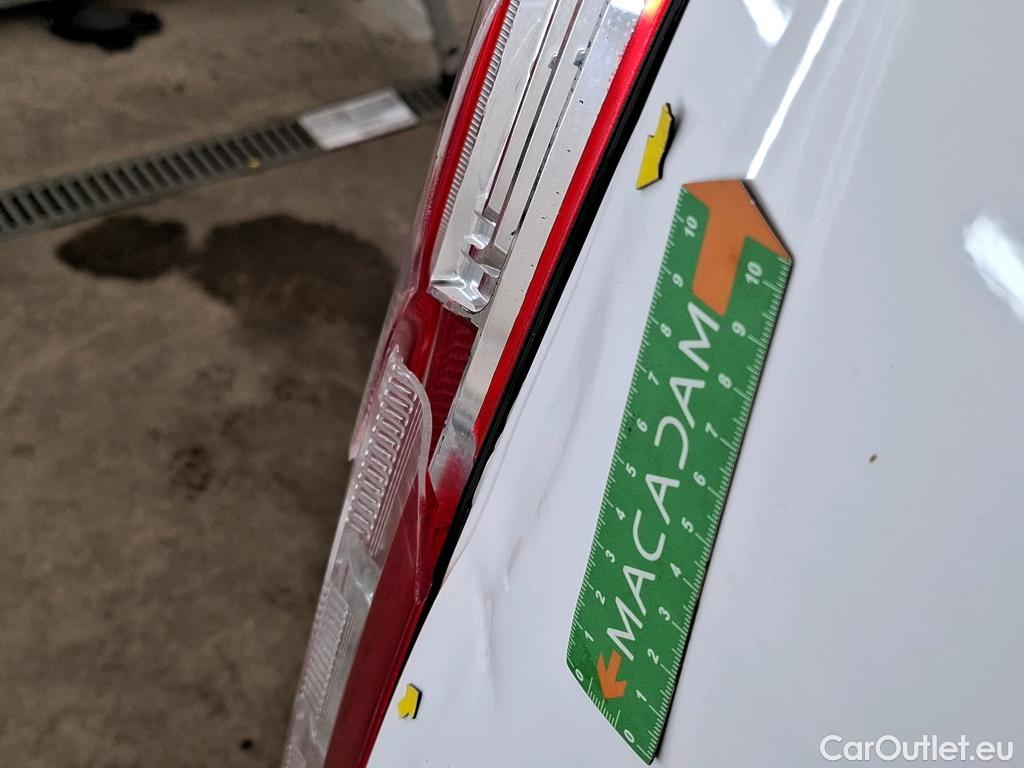  Ford  Transit FORD  Custom / 2018 / 4P / Fourgon tôlé 2.0 ECOB105 300 L1H1 CAB APP TREND BUS #19