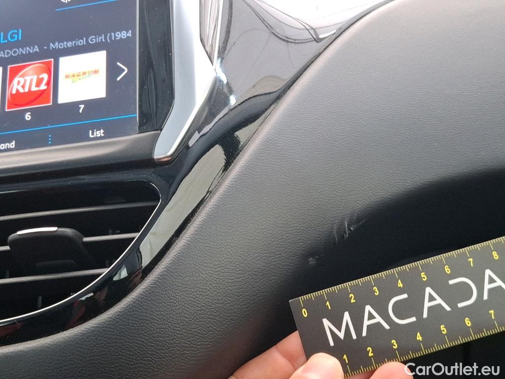  Peugeot  208  Affaire Premium Pack 1.5 HDi 100CV BVM5 E6dT #2