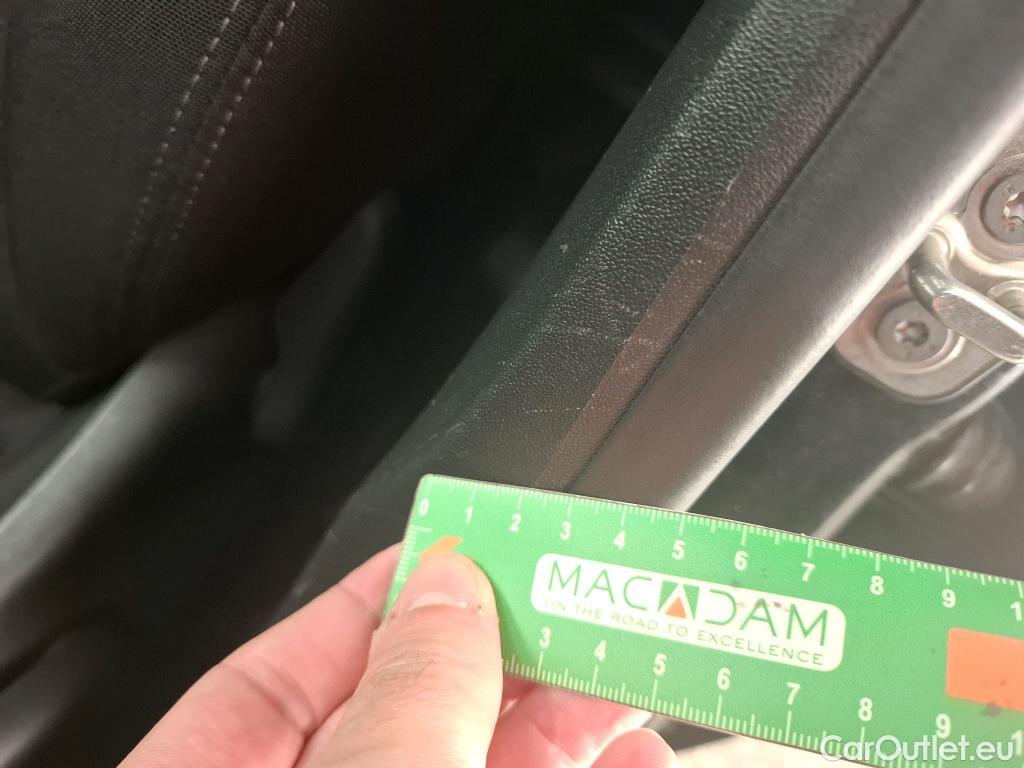  Peugeot  208  Affaire Premium Pack 1.5 HDi 100CV BVM6 E6dT #10