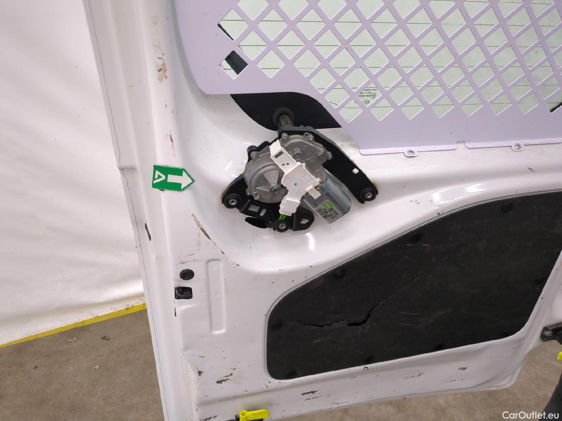  Citroen  Berlingo  Fourgon Club L1 (Court) 1.6 BlueHDi 100CV BVM5 E6 #10