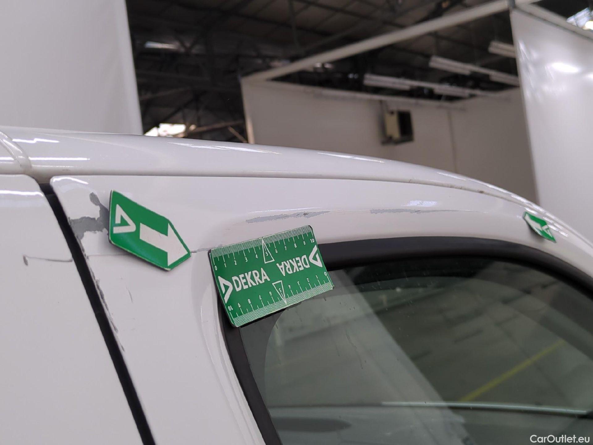  Citroen  Jumpy  Fourgon Club M 1.5 BlueHDi 100CV BVM6 E6d #32