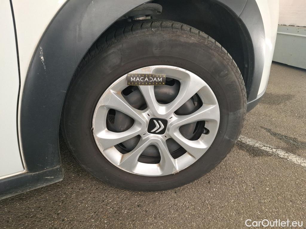  Citroen  C3  Société Feel Nav 1.5 BlueHDI 100CV BVM6 E6dT #1