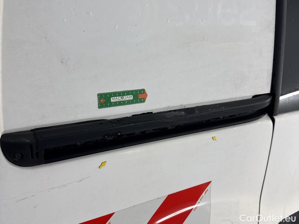  Citroen  Berlingo  Fourgon Club L1 (Court) 1.6 BlueHDi 100CV BVM5 E6 #32