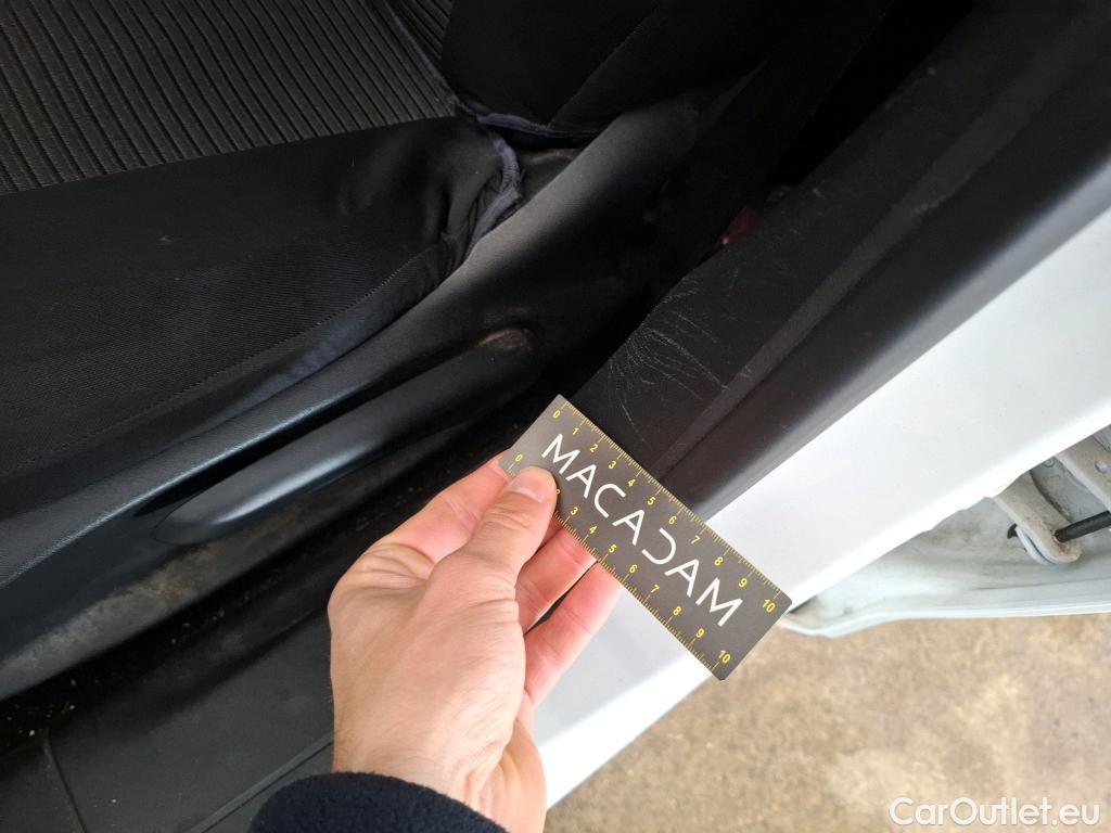  Peugeot  208  Affaire Premium Pack 1.5 HDi 100CV BVM5 E6dT #3