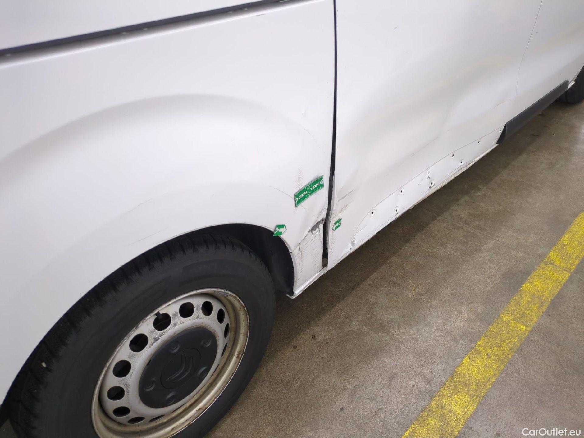  Citroen  Jumpy  Fourgon Club M 1.5 BlueHDi 100CV BVM6 E6d #24