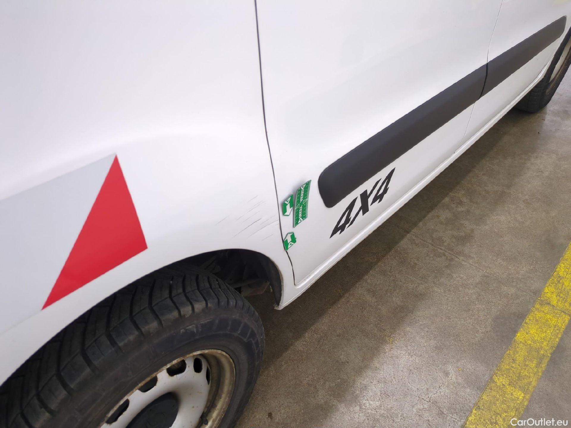  Citroen  Berlingo  Fourgon Club L1 (Court) 1.6 BlueHDi 100CV BVM5 E6 #21