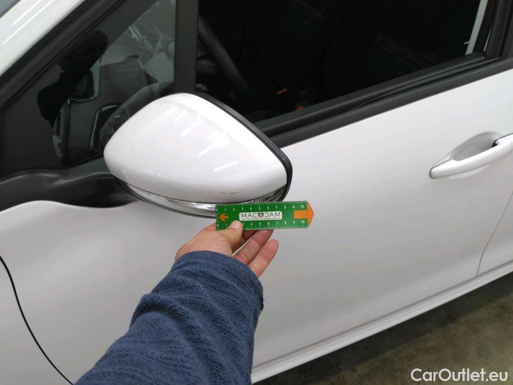  Peugeot  208  Affaire Premium Pack 1.5 HDi 100CV BVM5 E6dT #8