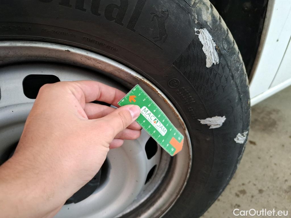  Opel  Combo OPEL  / 2018 / 4P / Fourgonnette 1.5 diesel 100chL1H1/stand CARGO PACK C #13