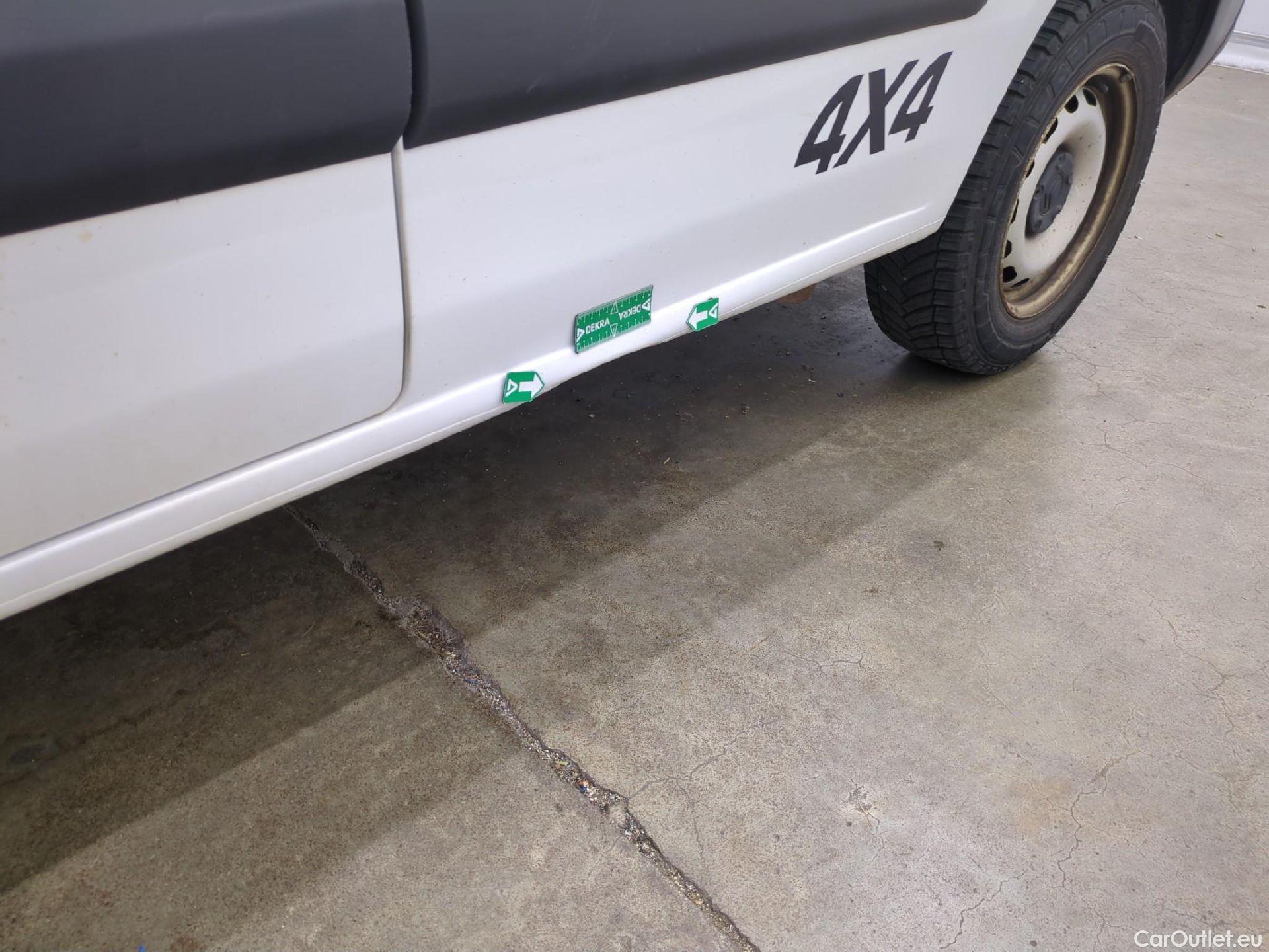  Citroen  Berlingo  Fourgon Club L1 (Court) 1.6 BlueHDi 100CV BVM5 E6 #25