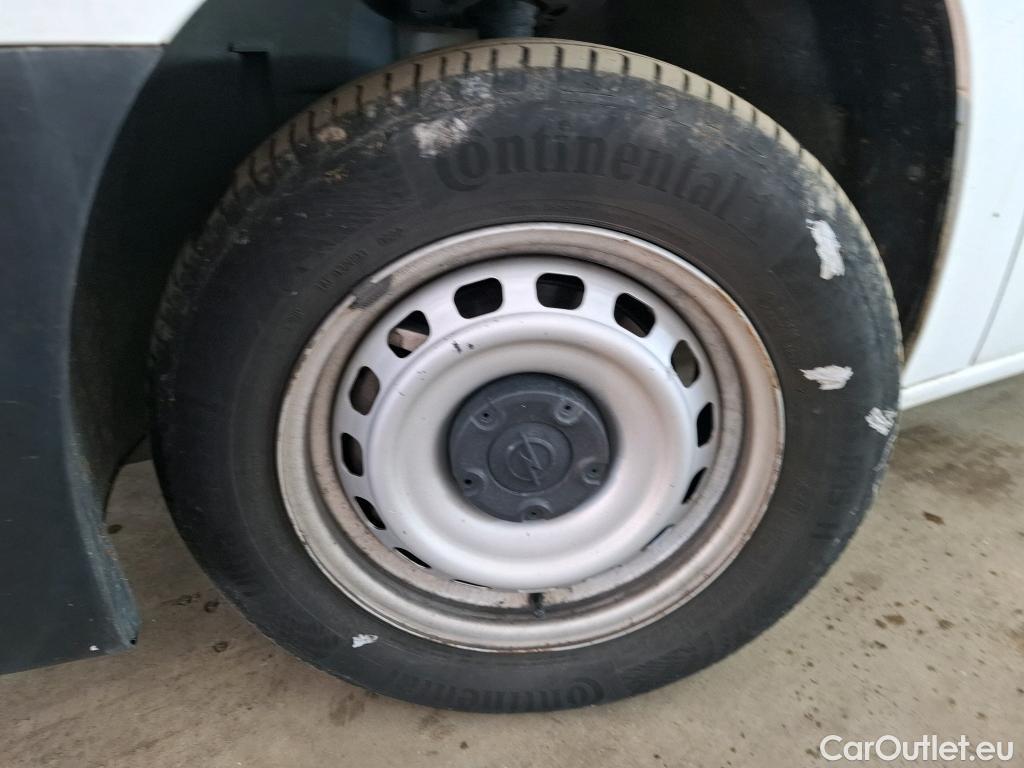  Opel  Combo OPEL  / 2018 / 4P / Fourgonnette 1.5 diesel 100chL1H1/stand CARGO PACK C #10