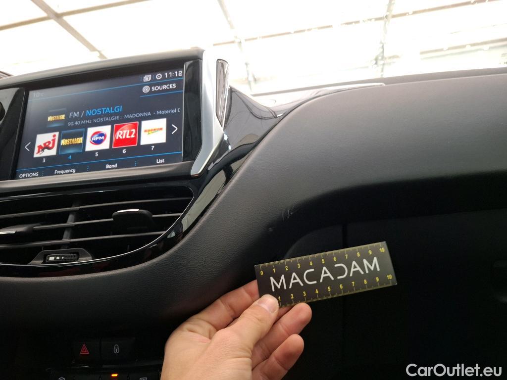  Peugeot  208  Affaire Premium Pack 1.5 HDi 100CV BVM5 E6dT #1