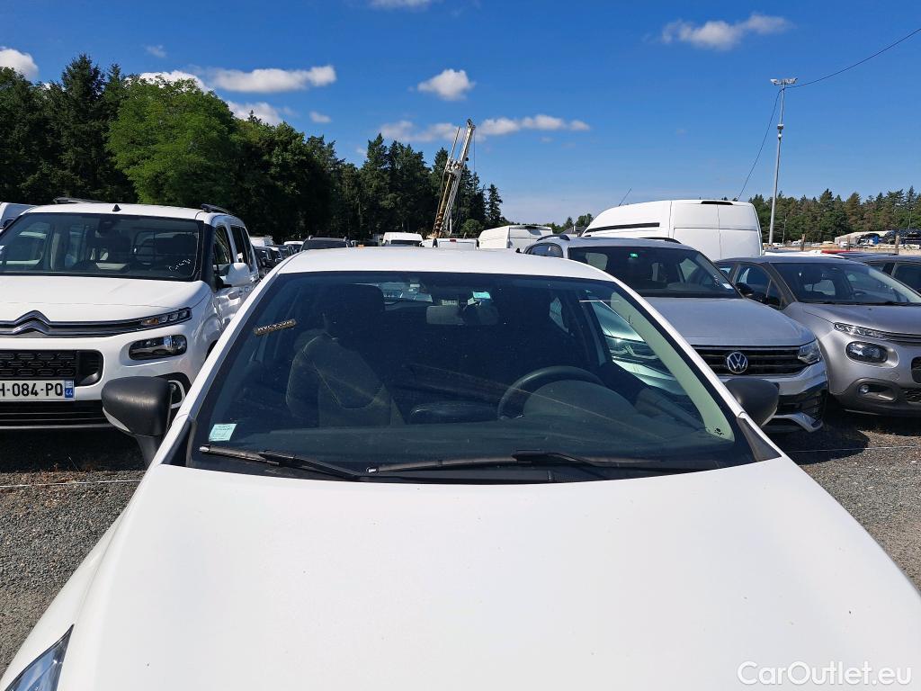  Renault  Clio  IV Air 1.5 dCi 90CV BVM5 E6 #14