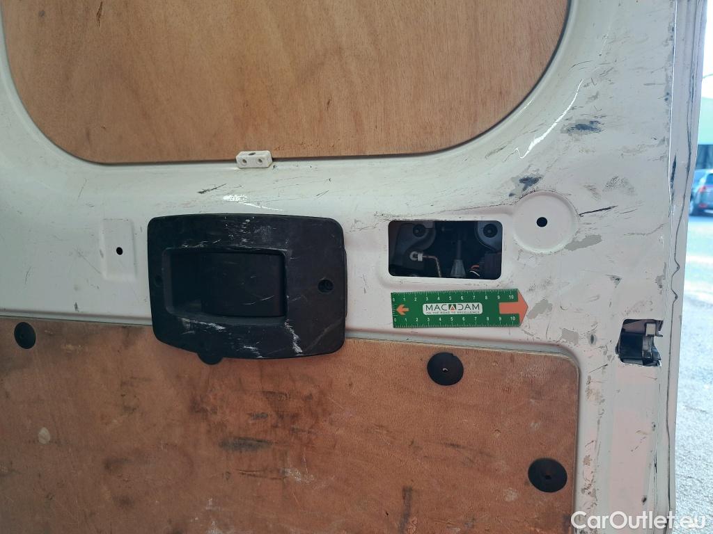  Peugeot  Boxer PEUGEOT  VU 4p Fourgon BLUEHDI 110 PREMIUM PACK 330 L1H1 #59