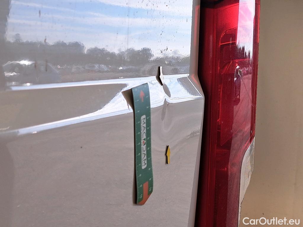  Peugeot  Boxer PEUGEOT  VU 4p Fourgon BLUEHDI 110 PREMIUM PACK 330 L1H1 #21