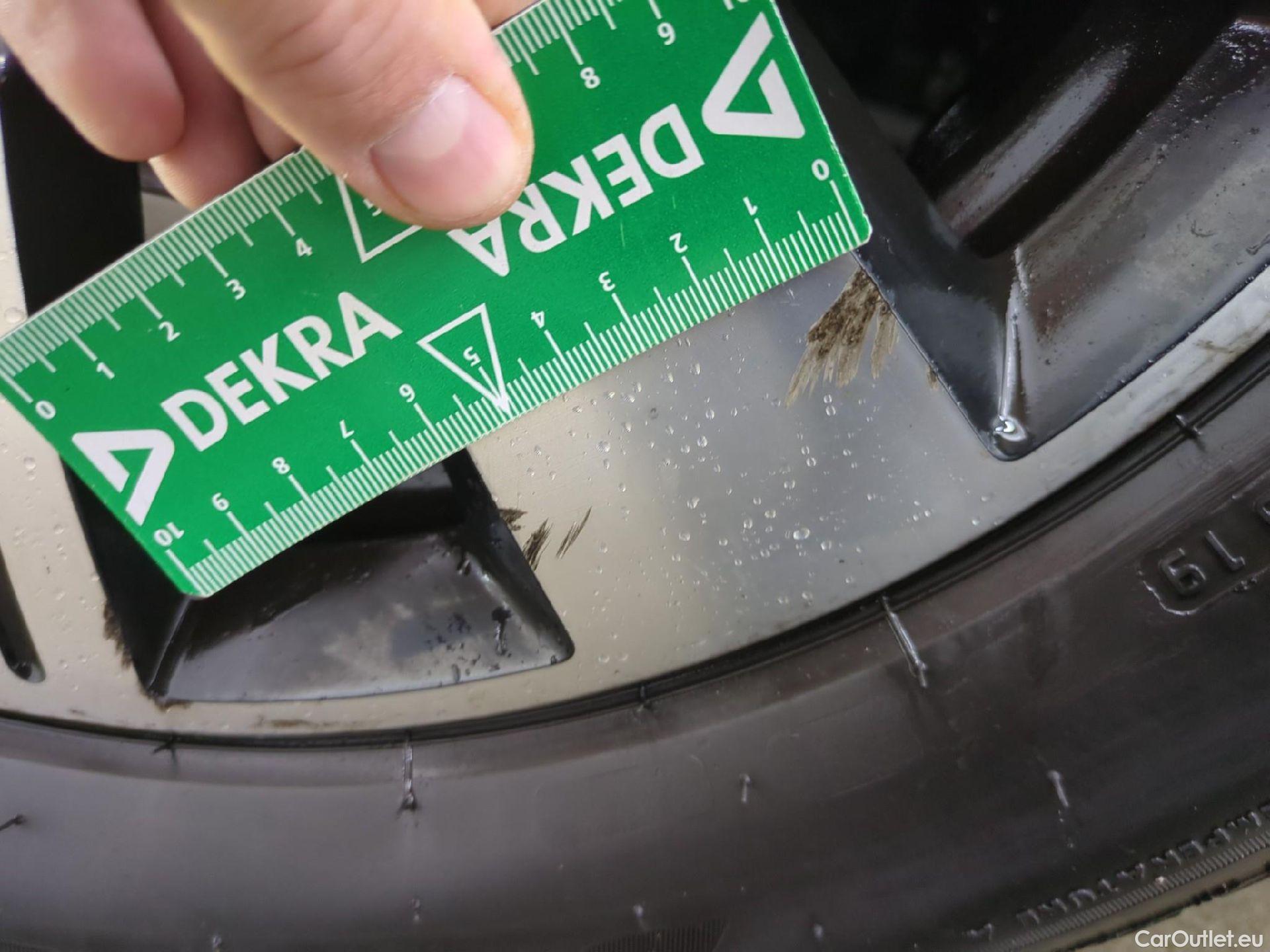  Renault  Captur RENAULT  5p Crossover Business dCi 90 #5