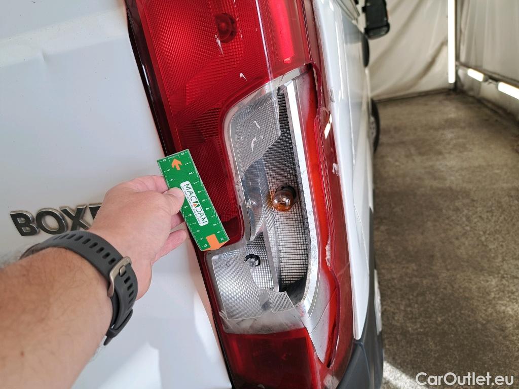  Peugeot  Boxer PEUGEOT  VU 4p Fourgon BLUEHDI 110 PREMIUM PACK 330 L1H1 #36