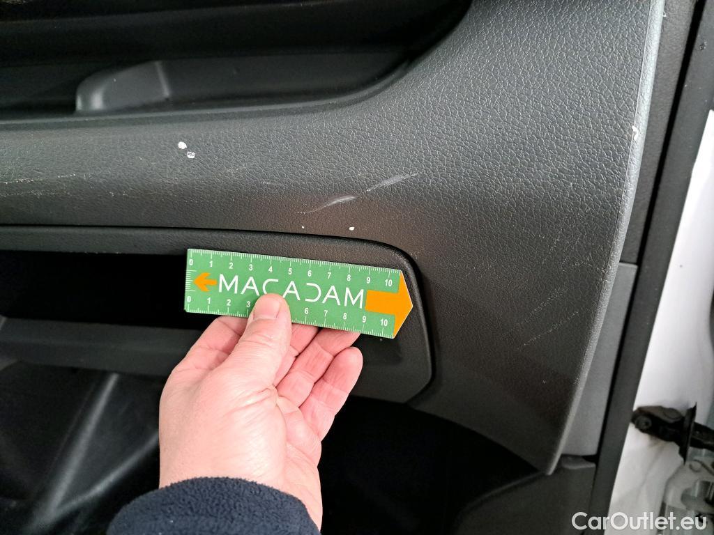  Peugeot  Expert  Fourgon Asphalt L2 2.0 HDi 120CV BVM6 E6dT #32