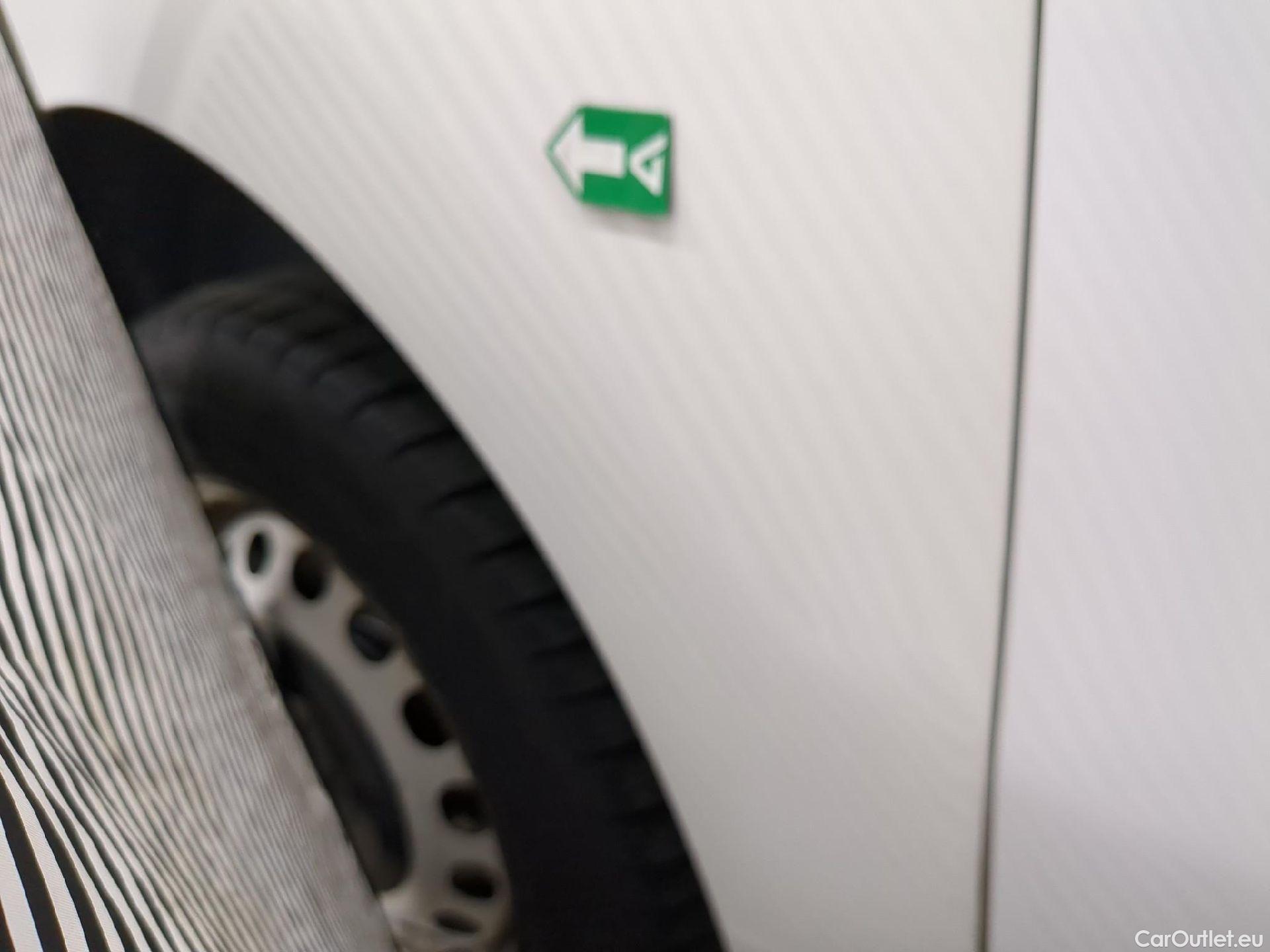  Peugeot  Expert  Fourgon Premium L2 2.0 HDi 120CV BVM6 E6 #13