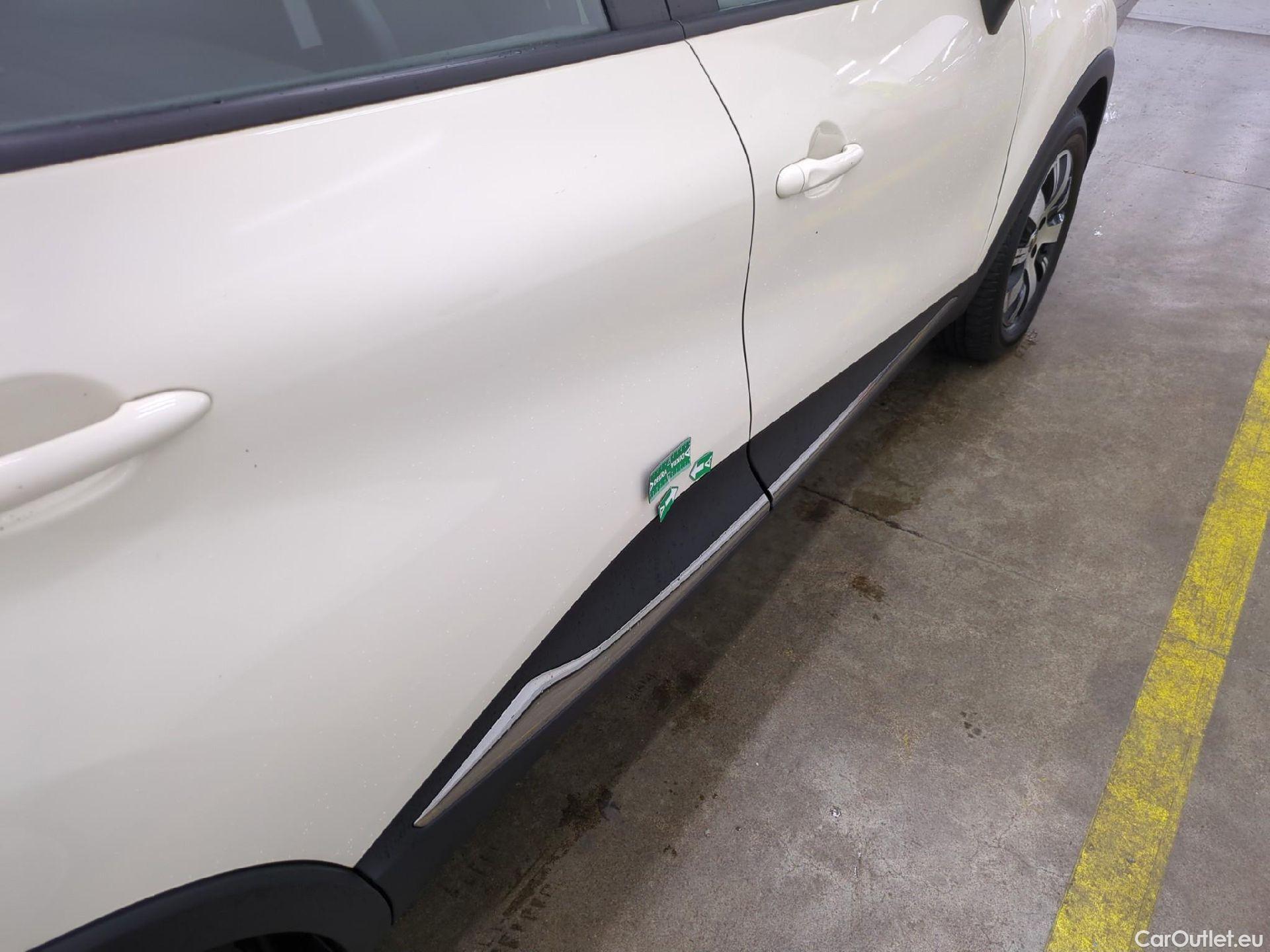  Renault  Captur RENAULT  5p Crossover Business dCi 90 #11