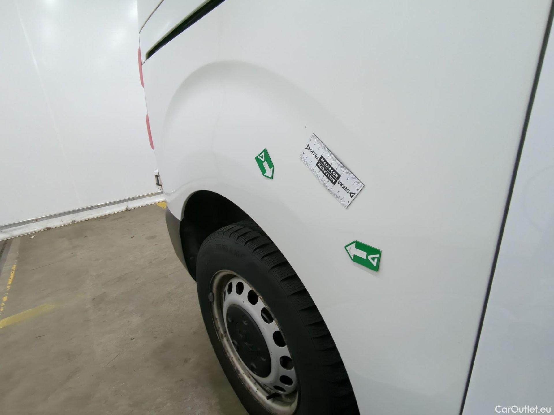  Peugeot  Expert  Fourgon Premium L2 2.0 HDi 120CV BVM6 E6 #16