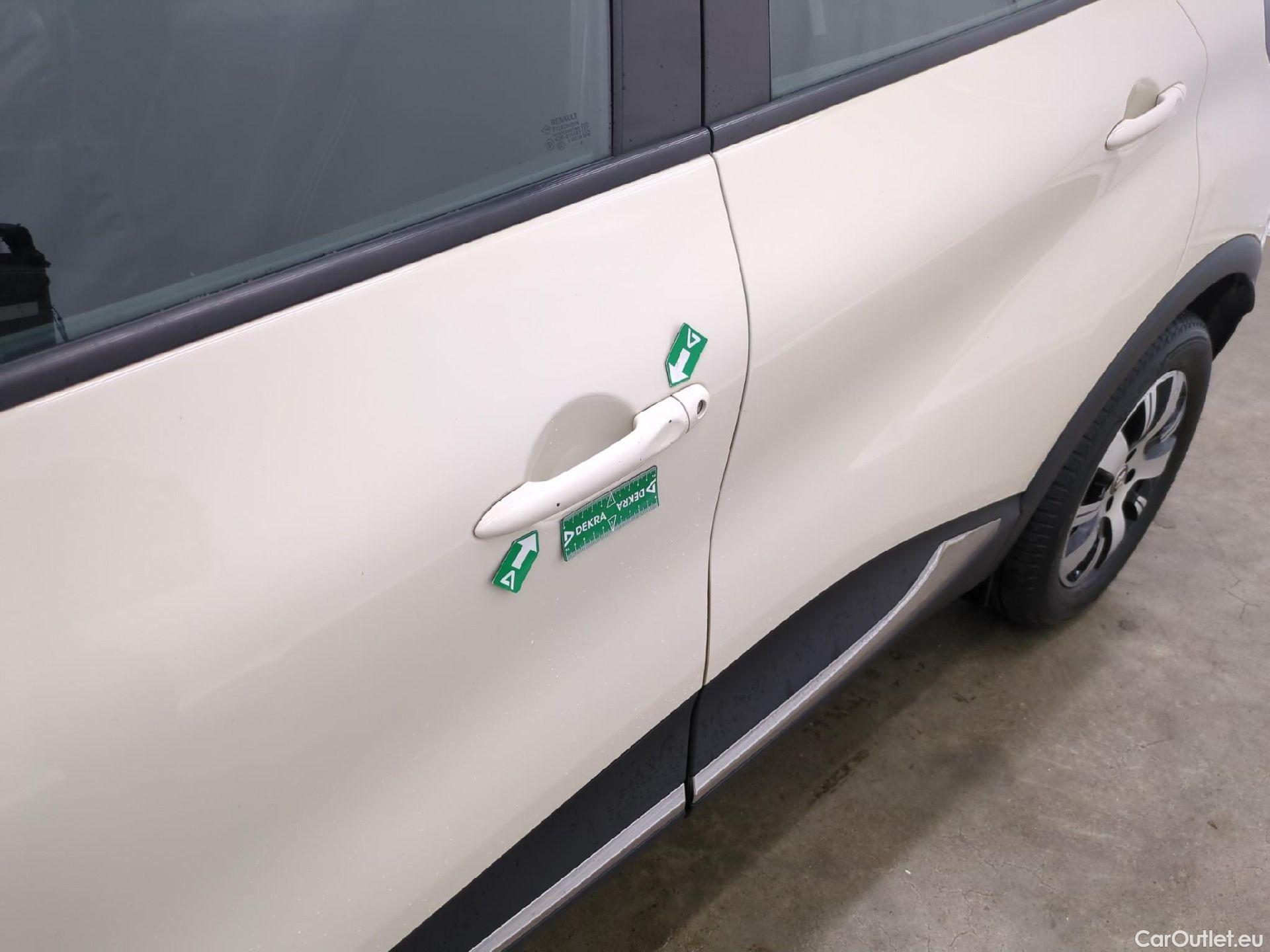  Renault  Captur RENAULT  5p Crossover Business dCi 90 #24