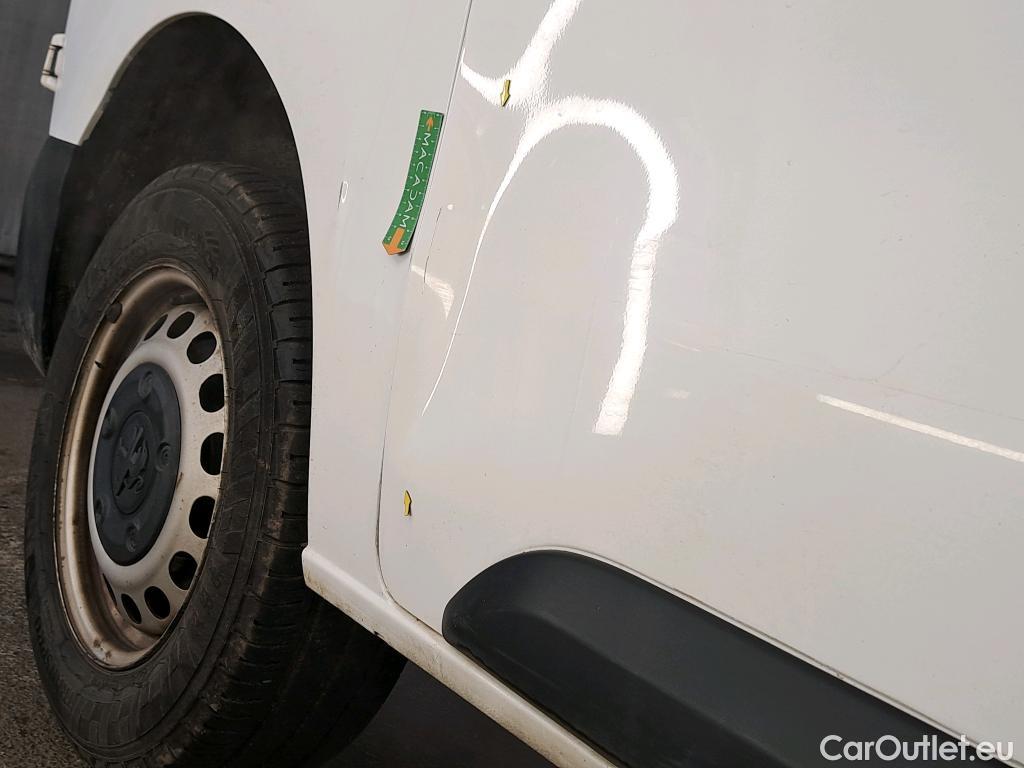  Peugeot  Expert  Fourgon Asphalt L2 2.0 HDi 120CV BVM6 E6dT #17