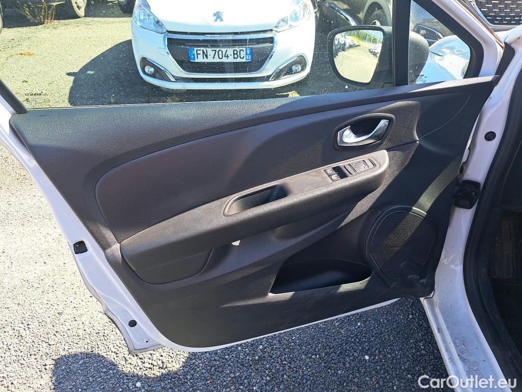  Renault  Clio  IV Air 1.5 dCi 90CV BVM5 E6 #11