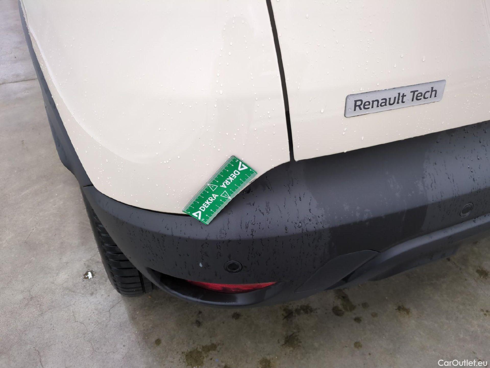  Renault  Captur RENAULT  5p Crossover Business dCi 90 #17