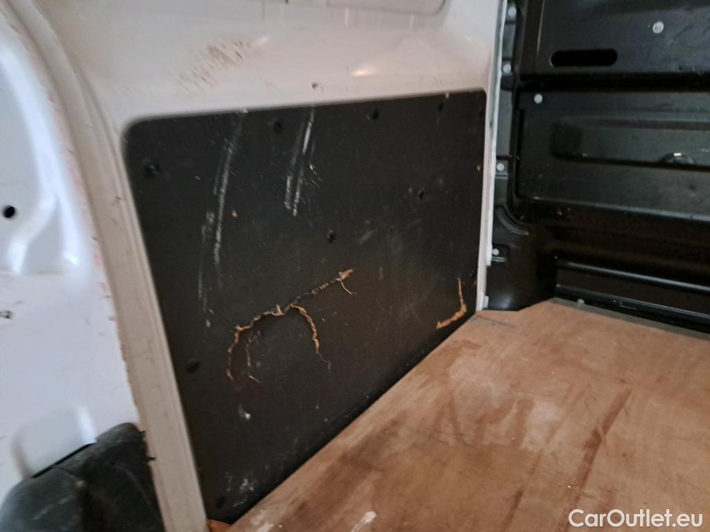  Peugeot  Expert  Fourgon Asphalt L2 2.0 HDi 120CV BVM6 E6dT #53