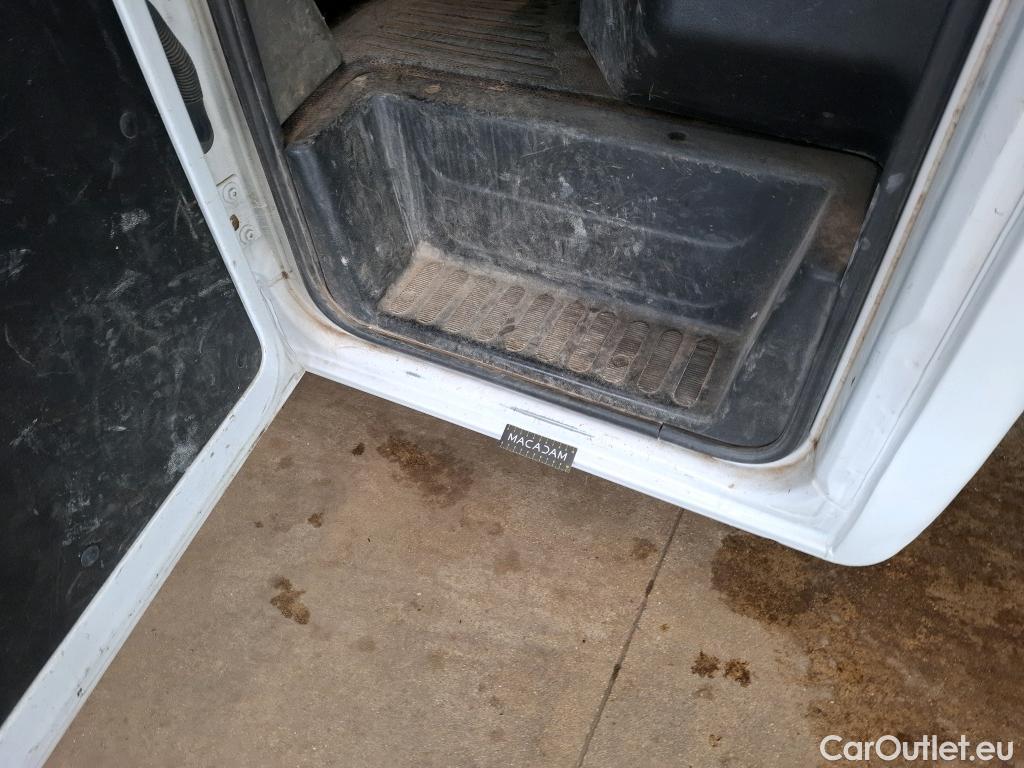  Renault  Master RENAULT  DC VU 4p Châssis double cabine DC Cf Trac F3500 L3 dCi 130 E6 #63