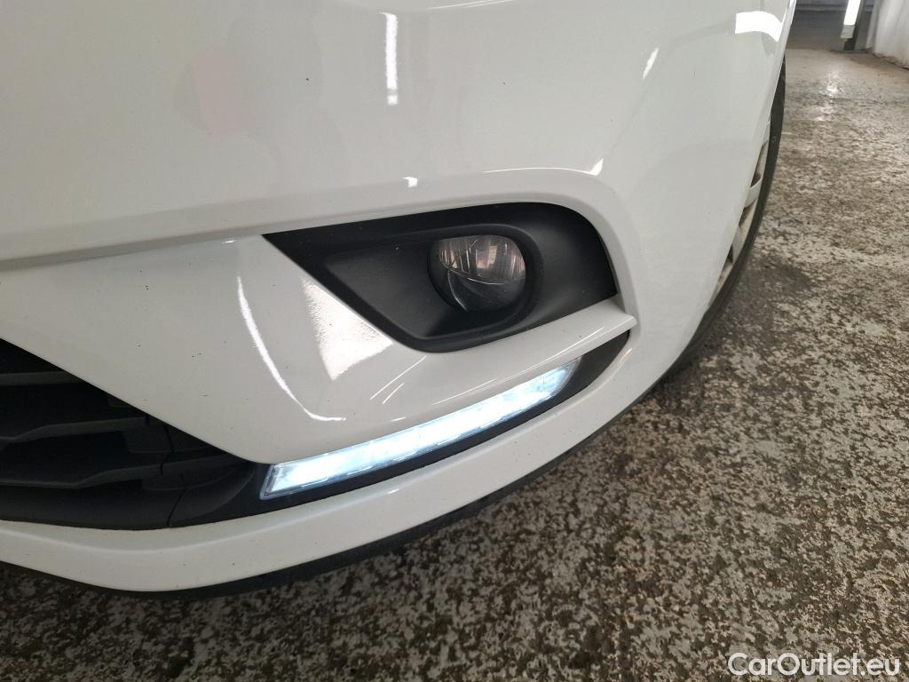  Renault  Clio RENAULT  Société VU 5p Berline Air Medianav dCi 75  18 #12