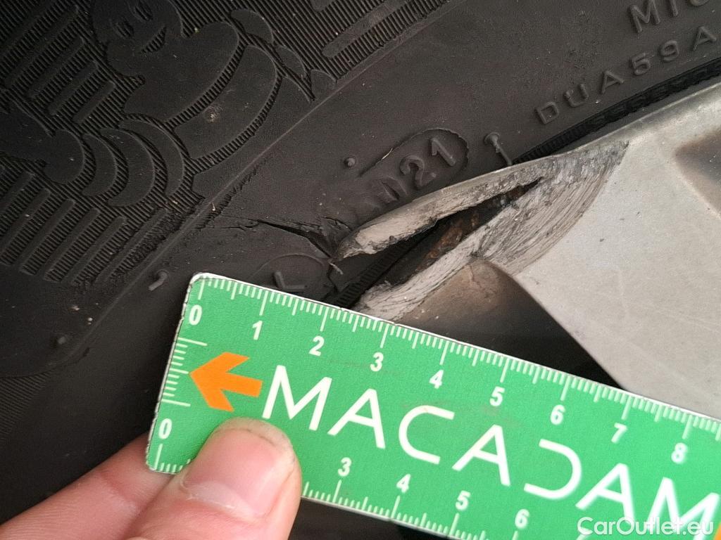  Renault  Clio  IV Air MediaNav 1.5 dCi 75CV BVM5 E6 #13