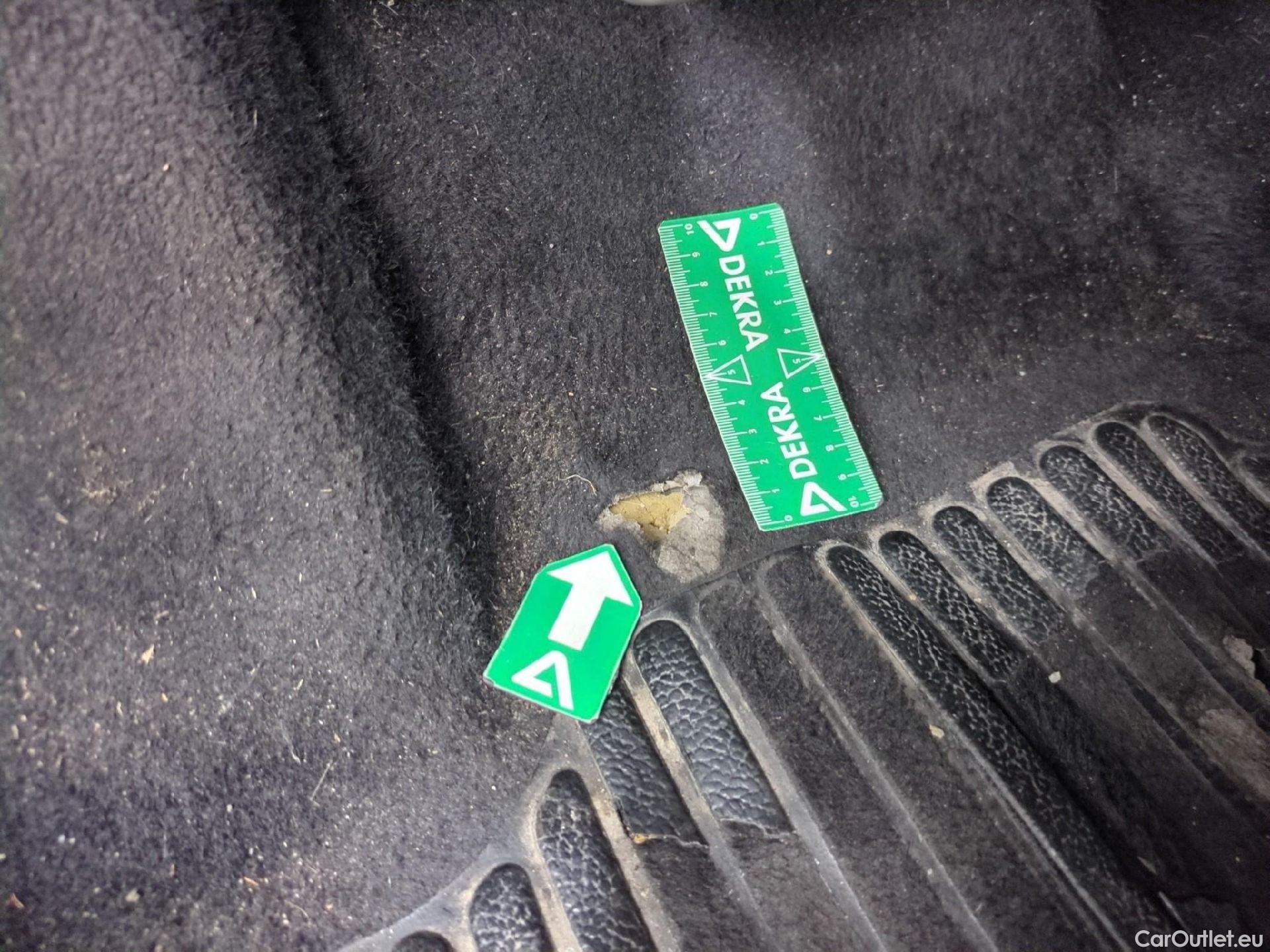  Renault  Clio  IV Air MediaNav 1.5 dCi 90CV BVM5 E6 #8