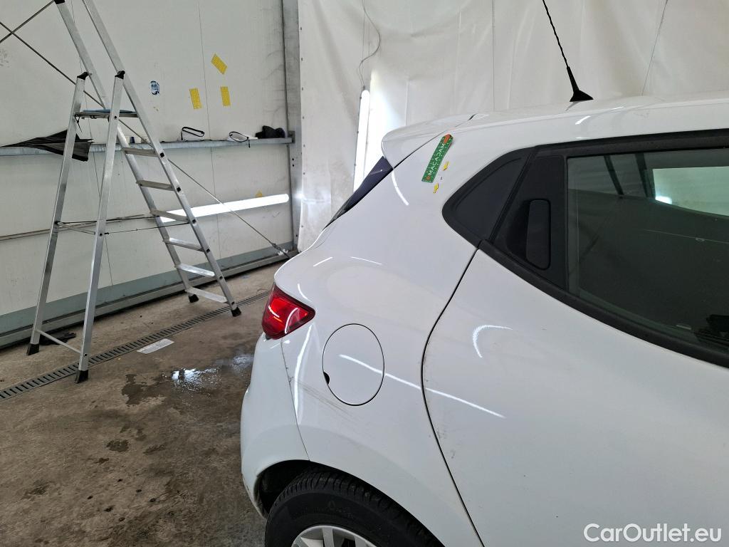  Renault  Clio  IV Air MediaNav 1.5 dCi 75CV BVM5 E6 #21