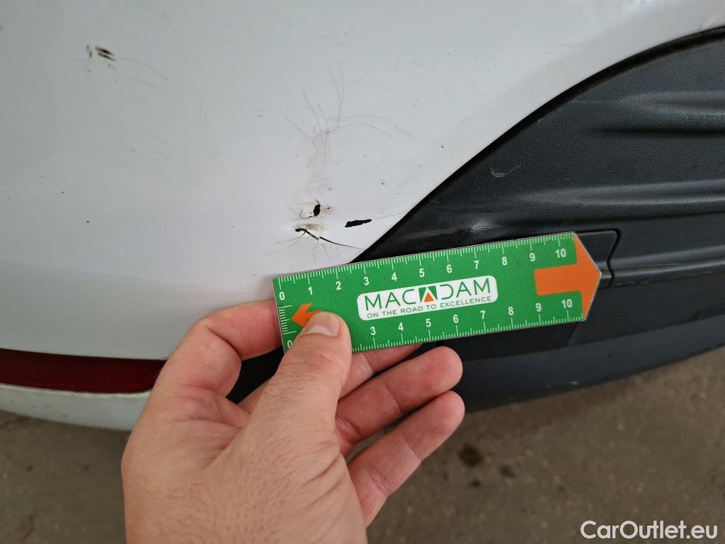  Renault  Clio  IV Air 1.5 dCi 90CV BVM5 E6 #24