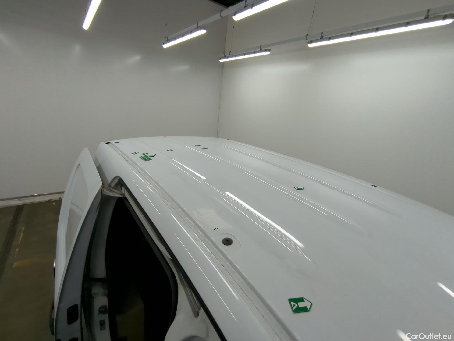  Renault  Kangoo  II Express Extra (Série Spéciale) 1.5 dCi 95CV BVM6 E6dT #18