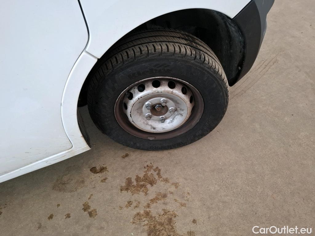  Renault  Master RENAULT  DC VU 4p Châssis double cabine DC Cf Trac F3500 L3 dCi 130 E6 #88