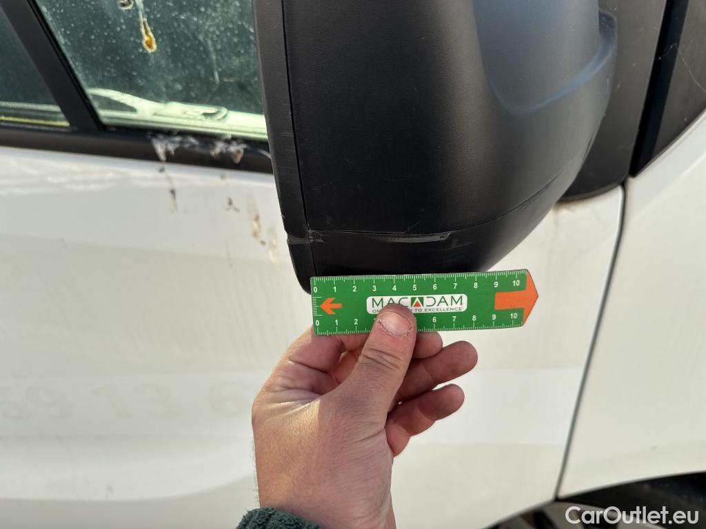  Renault  Trafic RENAULT  VU 4p Fourgon FG GCF L1H1 1000 dCi 120 E6 #35