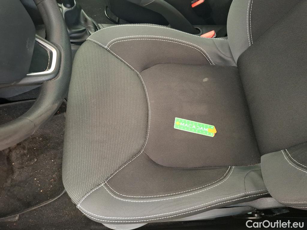  Renault  Clio  IV Air MediaNav 1.5 dCi 75CV BVM5 E6 #28