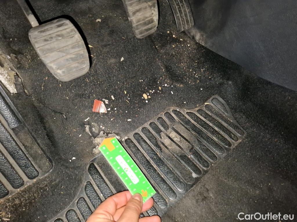  Renault  Clio  IV Air 1.5 dCi 90CV BVM5 E6 #8